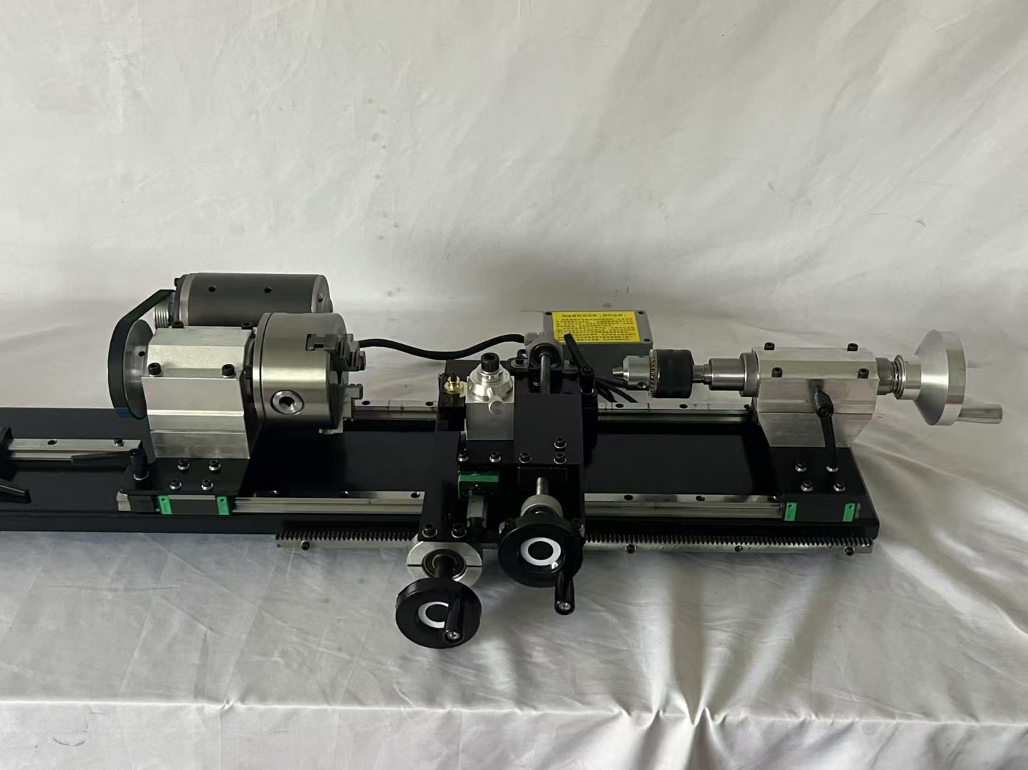 Single track single chuck cue lathe, billiard cue lathe, billiard cue repair machine, billiard cue repairer,